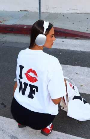 11th Street City Of Dreams Oversized Frosting Tee