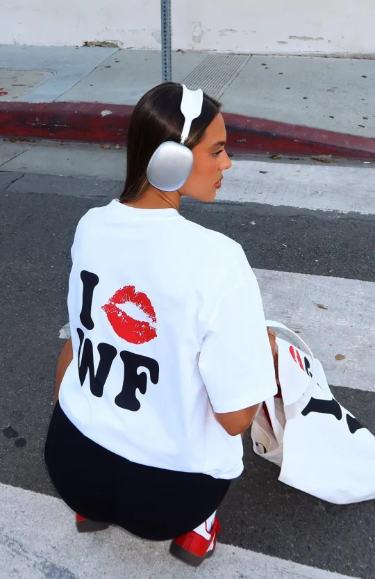 11th Street City Of Dreams Oversized Frosting Tee