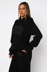 decade-classics-varsity-oversized-hoodie-black