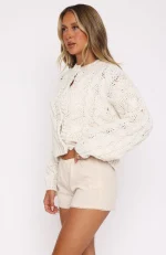 Summer Time Love Cream Short-2