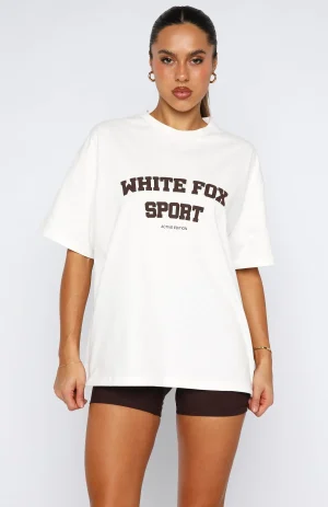 Winning Team Oversized White-Chocolate Tee-1